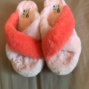 Slightly elevated open toe slipper sturdy bottom